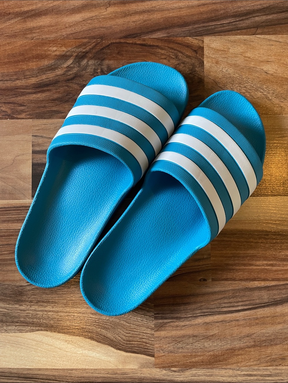 NWOT Adidas slides 11W 10M